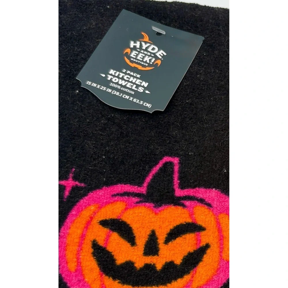 Hyde and Eek! 4 Halloween Kitchen Towels (2) 2-Pack‎ Black Cat Pumpkin Boo Decor